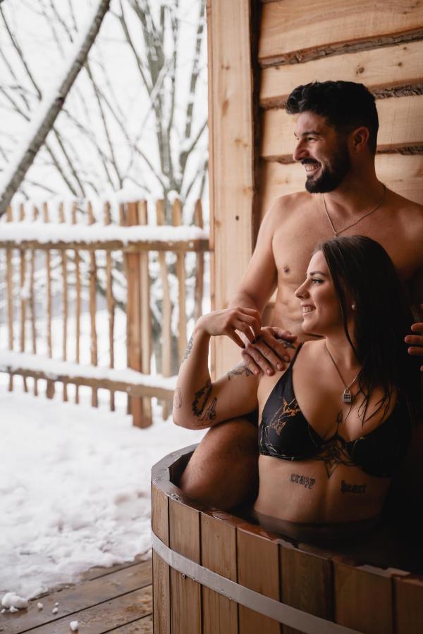La Cabane Ofuro Villa Celles  Buitenkant foto